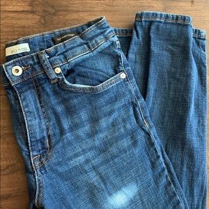 Ella Moss High waisted straight Jeans!!